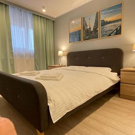 Premium Appartment In Onesti Exterior foto